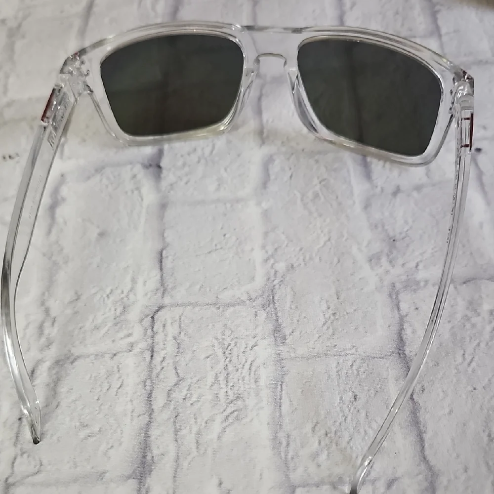 Oakley Holbrooks in a clear / crystal frame with a Prizm-style mirrored lens. - Picture 5 of 6